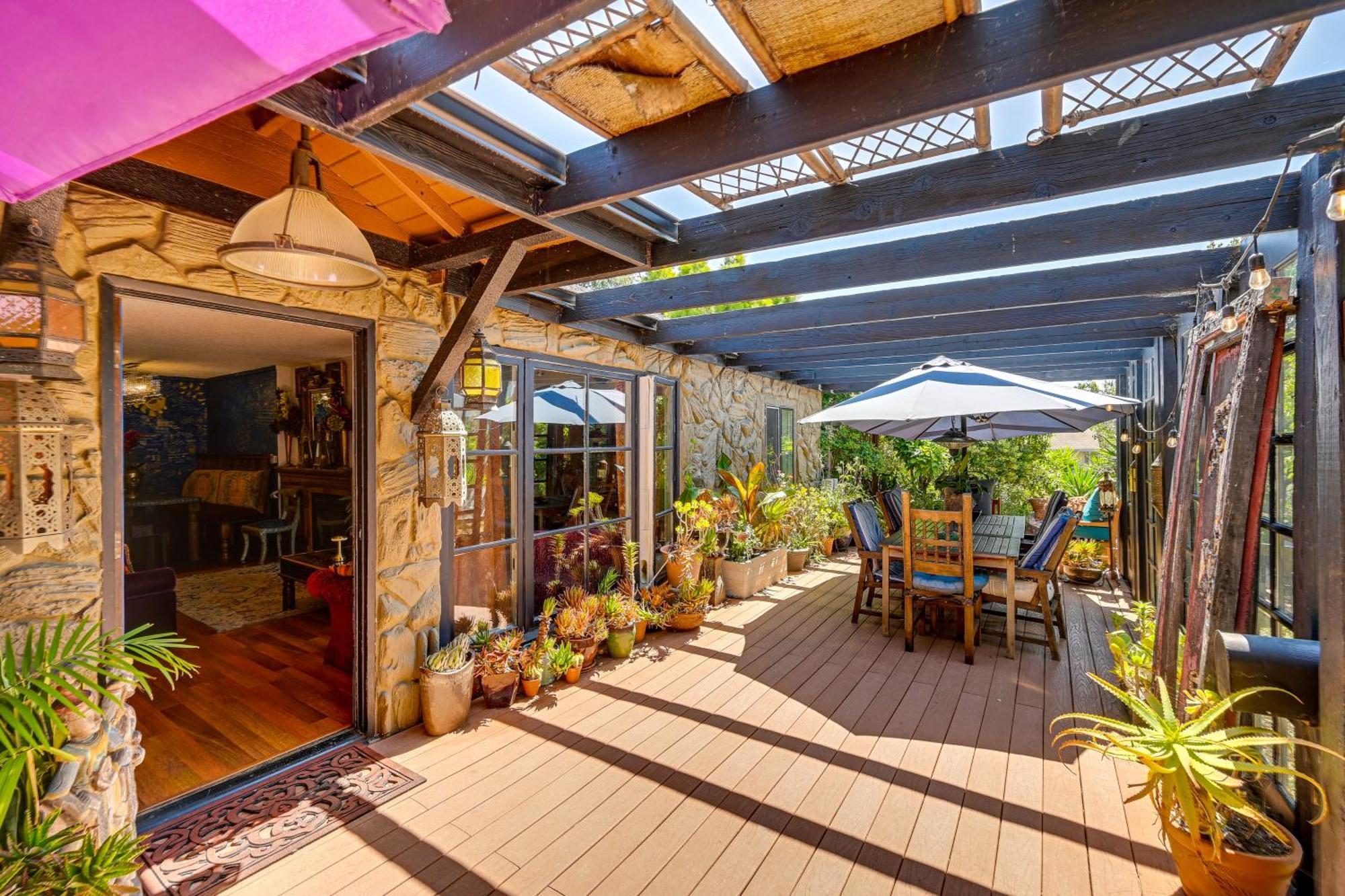 Bohemian Wonderland Benicia Bungalow With Pergola! Exteriér fotografie